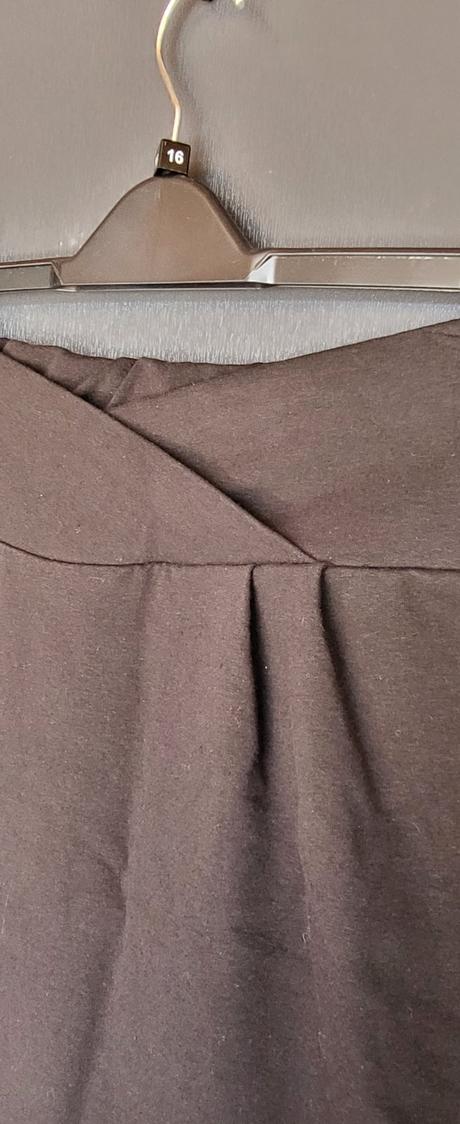 Čierna minisukňa, xl