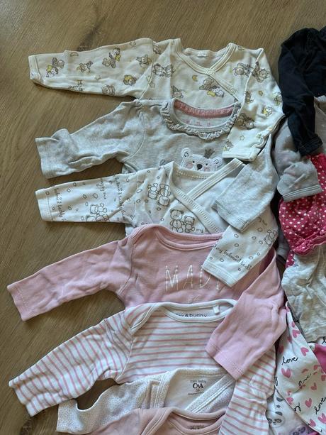 Body s dlhým rukávom, 62