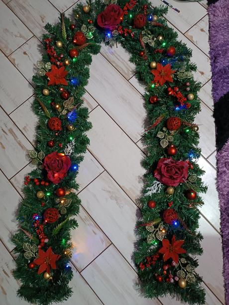 Vianočná girlanda 270 cm so svetielkami, 