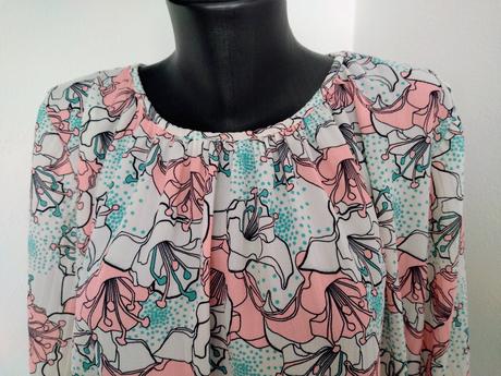 Romantická kvetinová blúzka s gumičkou, 50