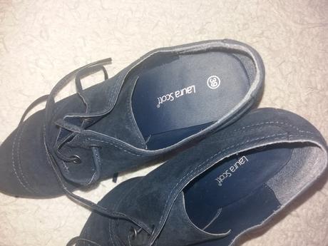 Clenkove boticky laura scot, 39