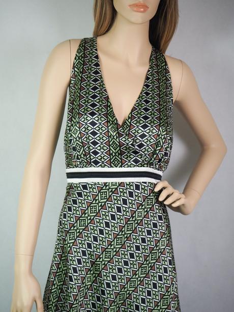 Luxusné hodvábne šaty coast, 44