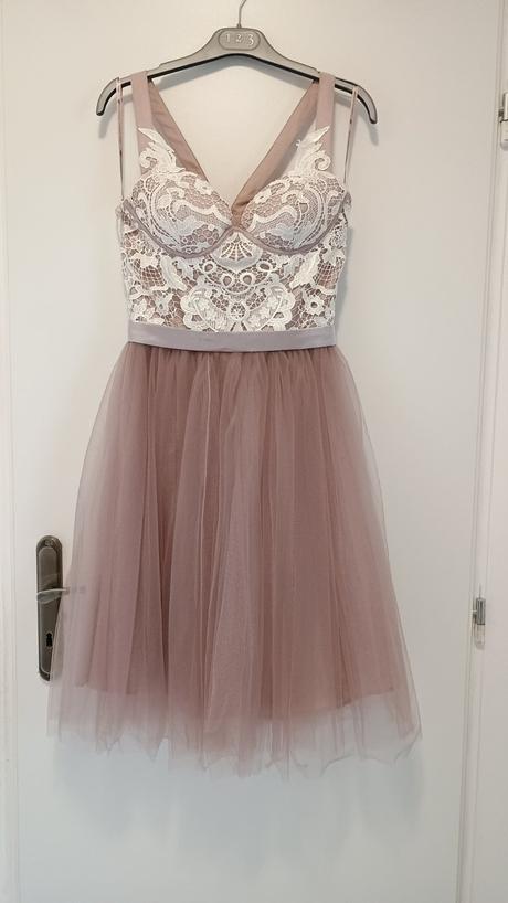 Spoločenske saty chichi london, xs