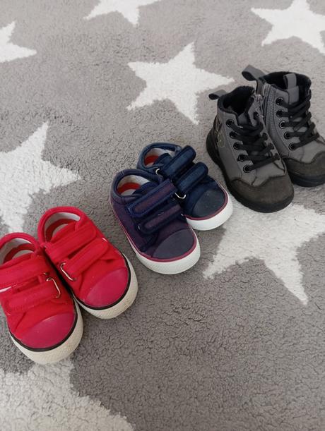 Tenisky, sandále,gumáky, adidas,19