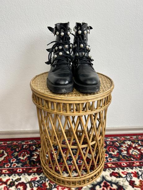 Zara kozenne čižmy s perlickami, zara,36