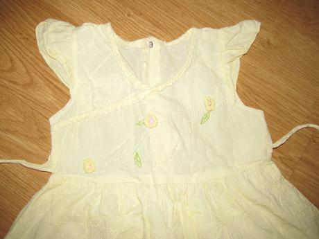 Žlté šaty v. 104, 104