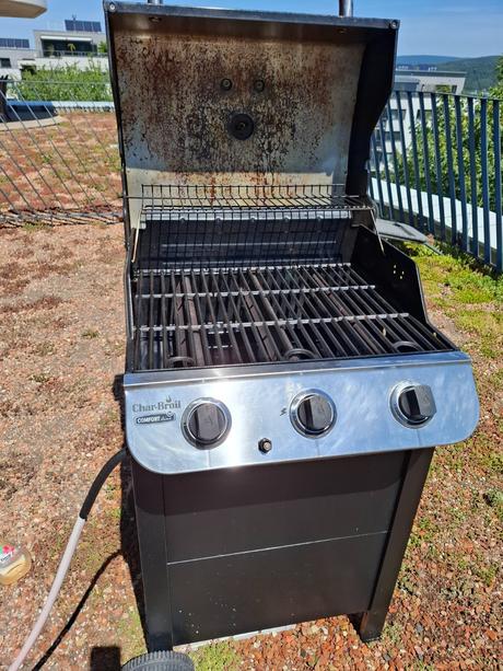 Plynový gril char-broil convective 310b,