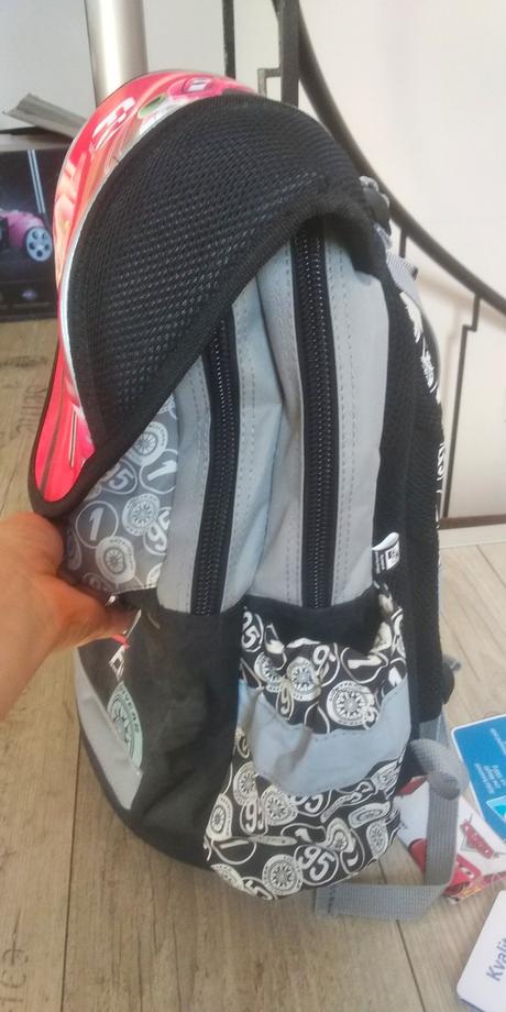 Školská taška,
