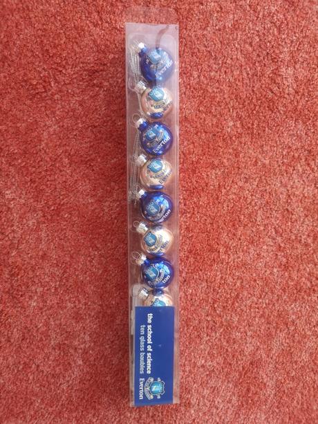 Everton vianočné guľe 10 ks, 