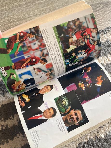 Ronaldo - posadnutý dokonalosťou (2012), 