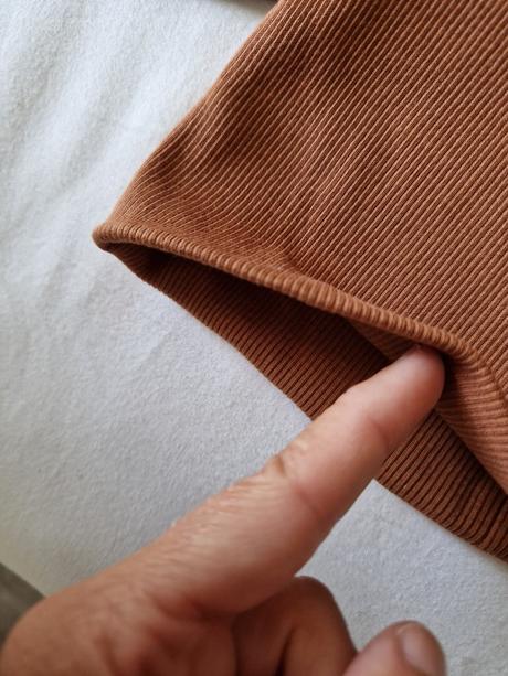 25ša-rebrovane ciapky, h&m,104