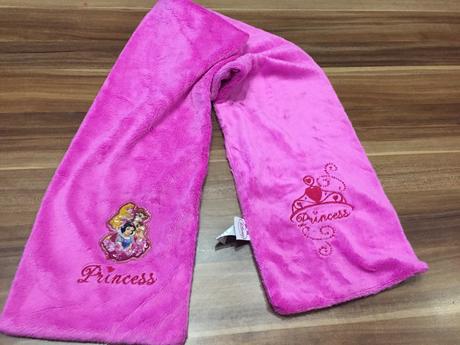 Ciapka a salik pre princeznicku, benetton,128