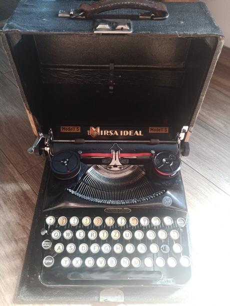 Písací stroj mirsa ideal, 