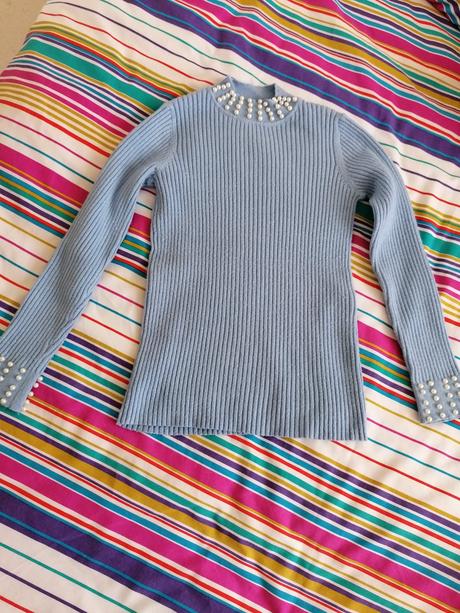 Svetrík s perličkami, lipsy london,122