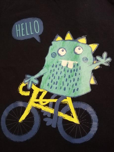 Tričká+kraťasy v top stave, lupilu,98