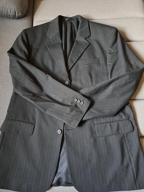 Oblek, 54