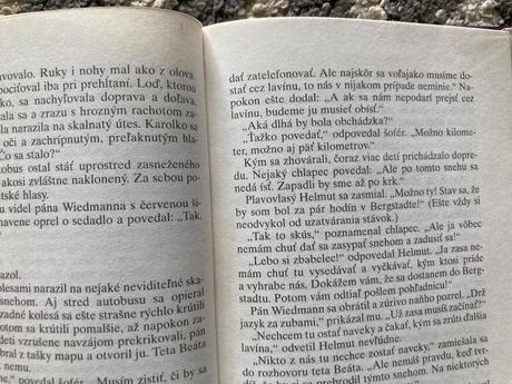 J.m.simmel-autobus veľký ako svet-prvé vyd.1992, 