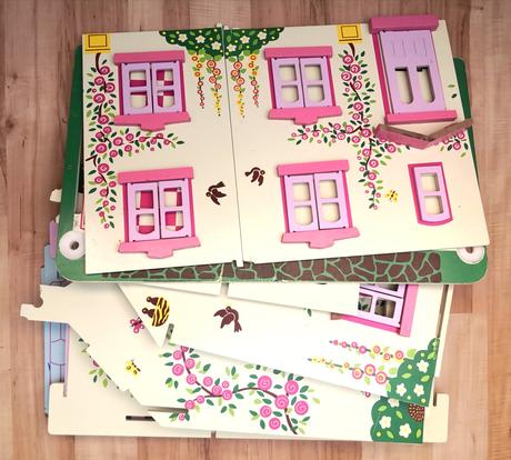 Domček pre bábiky s príslušenstvom, 