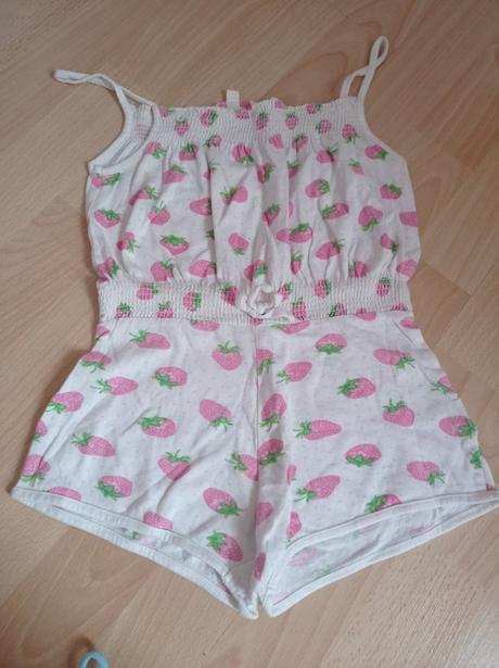 Overal letný, girl2girl,110