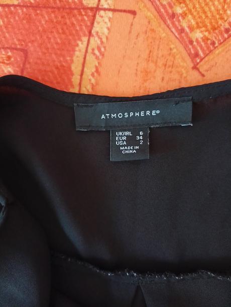 Top čierny 34, atmosphere,34