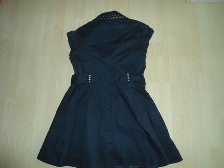 Cierny prechodny vybijany plast / kabat, m