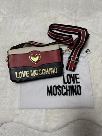 Kožená crossbody kabelka zn. love moschino, love moschino