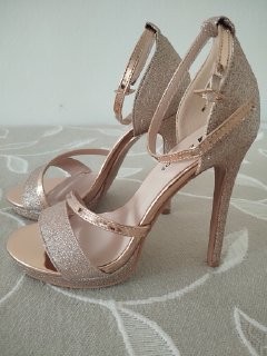 Plesové sandálky, 35