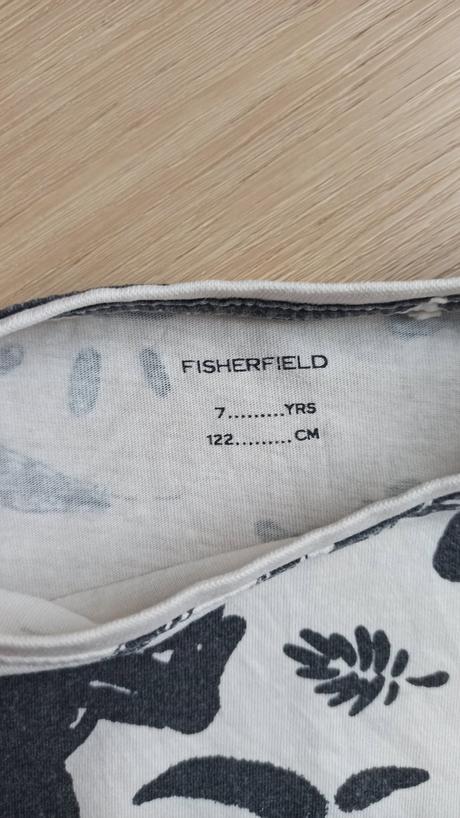 Tričko s dinosaurami, 122