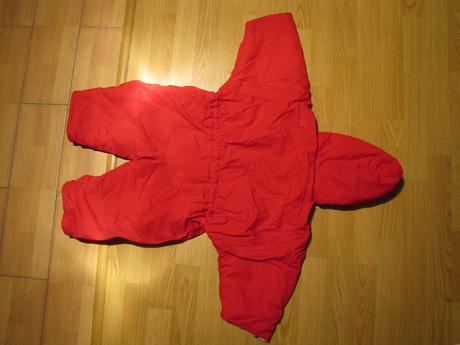 Dievčenská kombinéza, 92