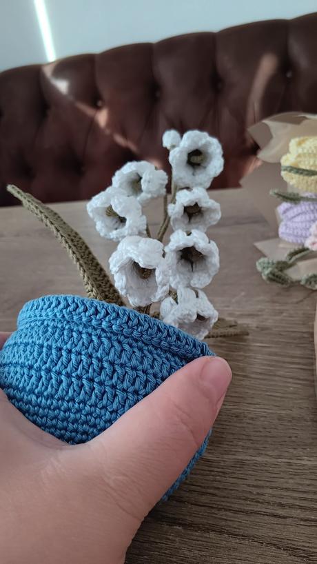 Háčkovaný kvietok, konvalinka, 