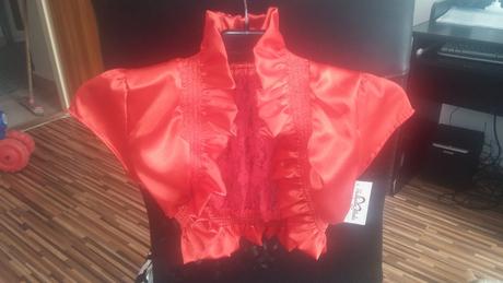 Sviatocny satenovy top s krajkou s visackou, m