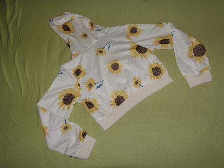 Novy slnecnicovy kompletik, 170
