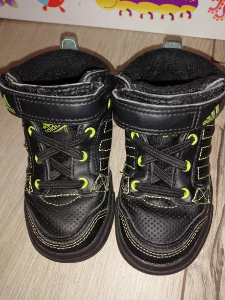 Kotníkové adidas, top stav, adidas,23