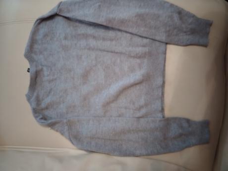 Ponúkam svetrík, h&m,s