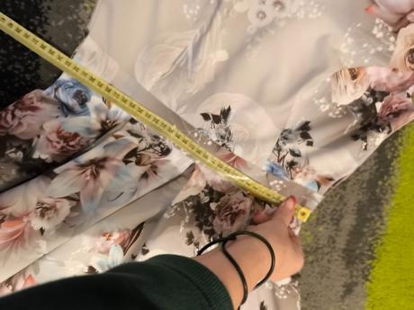 Spoločenské šaty, 36