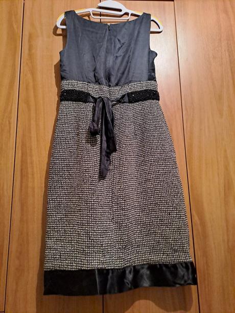 Zaujímavé  vlnené vintage šaty s bolerkom, 38