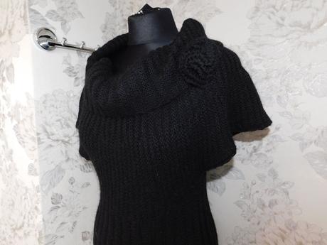 Pekny pleteny predlzeny pulover/vesta, 36