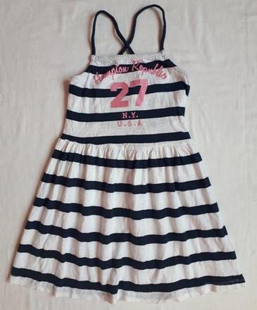 Modrobiele pasikave šaty, 134