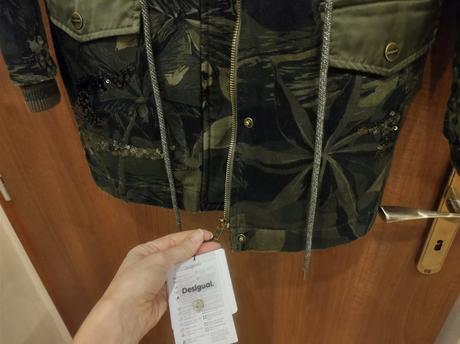 Bunda desigual, desigual,m / s