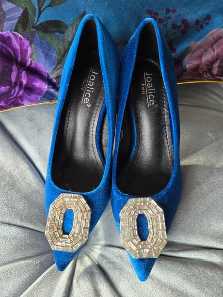 Modrotyrkysové zamatové lodičky so striebornou spo, 37