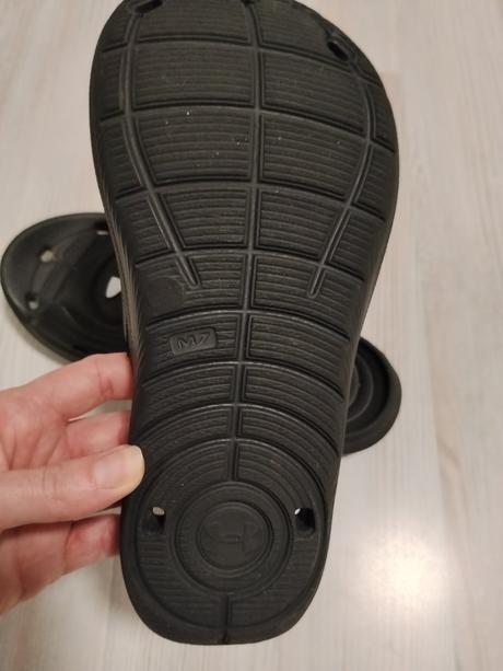 Letné šľapky, under armour,40