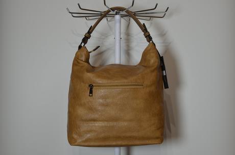 Bledohnedá kabelka, 