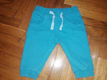 Tyrkysové tepláky, pepco,68