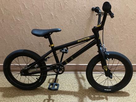 16 bmx bicykel čierno-zlatý s cool xtrix mini, 16
