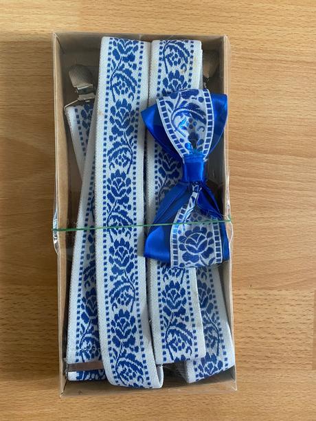 Folklórne traky a motýlik pre chlapca, 