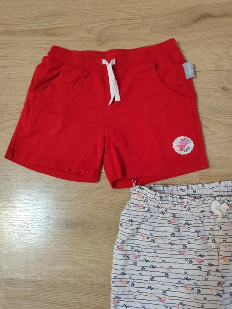 Kraťasy, c&a,128