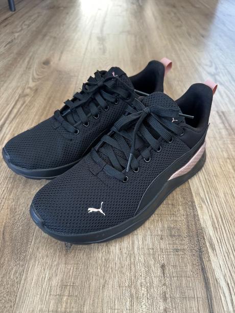 Ľahučké tenisky, puma,38