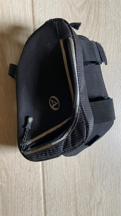 Dvojtaška na bicykel,