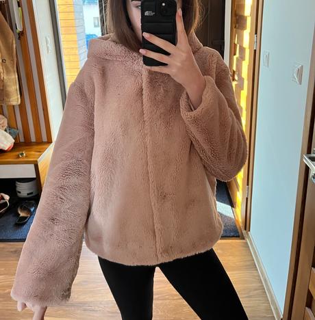 Kožuch, stradivarius,m