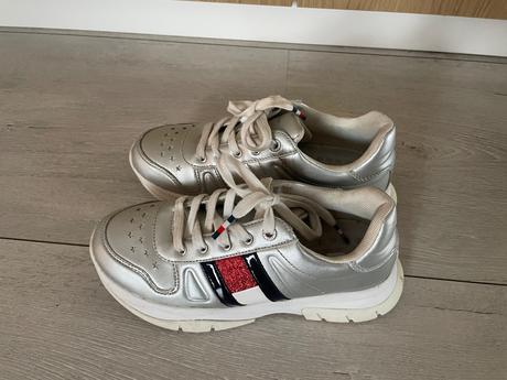 Th tenisky, tommy hilfiger,35